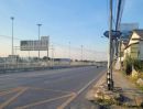 ขายที่ดิน - ที่ดินหัวมุม 1ไร่กว่า ใกล้ห้างแฟชั่นไอส์แลนด์ ติดถนนกาญจนาภิเษก