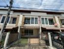 ขายทาวน์เฮาส์ - ขายทาวน์เฮ้าส 2ชั้น ใกล้สุวรรณภูมิ บ้านกลางเมือง เอสเซ้นท์ ลาดกระบัง เนื้อที่ 20 ตารางวา สภาพดี พร้อมเข้าอยู่