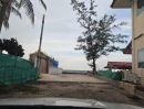 ขายที่ดิน - ขายที่ดินเปล่าแปลงหัวมุม ทำเลดี ห่างจากทะเล 200 เมตร จ.เพชรบุรี