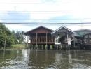 ขายบ้าน - ขายบ้านไม้ ริมคลองอ้อมนนท์ เยื้องวัดปรางค์หลวง