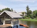 ขายบ้าน - ขายบ้านไม้ ริมคลองอ้อมนนท์ เยื้องวัดปรางค์หลวง
