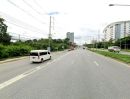 ขายที่ดิน - ที่ดินแหลมฉบัง ชลบุรี ติดถนนสุขุมวิท เนื้อที่ 10 ไร่ ใกล้รพ.วิภารามแหลมฉบัง เยื้องนิคมอุตสาหกรรมแหลมฉบัง เดินทางสะดวก