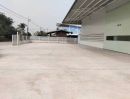 โรงงาน / โกดัง - ให้เช่าโกดังสร้างใหม่ ขนาด 400 ตรม ติดถนน 2 ด้าน เป็นหลังเดี่ยวส่วนตัว ย่านนาป่า เมือง ชลบุรี
