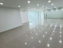  - Office for Rent มีหลายขนาด เริ่มต้น 250 บาท/ตร.ม. จดทะเบียนบริษัทได้