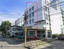  - ถนนลาดพร้าว 117-121 อาคารพาณิชย์3.5ชั้น ให้เช่า 1-2นอนเดอะมอลล์ บางกะปิ 800ม. MRTลำสาลี 900 ม. 2 ห้องน้ำ ใกล้แฮปปี้แลนด์300 ม. 210 ตร.ม.