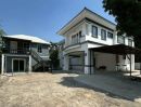  - ให้เช่าบ้านเดี่ยวหลังใหญ่ หมู่บ้าน นันทวัน-วัชรพล พร้อมบ้านน็อคดาวน์แยก อีก 2 หลัง สำหรับทำออฟฟิศหรือเรือนรับรอง