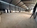  - ให้เช่าโกดังสร้างใหม่ซอยกรุงเทพกรีฑาขนาด 650ตรม มี 2 Unit หรือเช่ารวม 2 Unit รวมขนาด 1300 ตรมรถใหญ่เข้าได้ มีห้องน้ำ 2