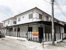  - ขายทาวน์เฮ้าส์ 2 ชั้นมุม บ้านพฤกษา 78 นิคมฯ ลาดกระบัง เนื้อที่ 24.3 ตรว. 3 ห้องนอน 2 ห้องน้ำ รีโนเวท ราคา 2,390,000.-บาท