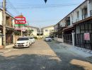  - ทาวน์เฮาส์ หมู่บ้าน จามจุรี เนื้อที่ 17.2 ตร.ว (สุขาภิบาล 5 แยก 2) แขวงท่าแร้ง เขตบางเขน กรุงเทพมหานคร