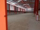  - ให้เช่าโกดัง พร้อมสำนักงาน ซอยลาดกระบัง เข้าซอยไม่ลึก ใกล้ โรบินสัน ลาดกระบัง พื้นที่โกดัง 1600 ตารางเมตร ทำเลดี รถเทรลเลอร์เข้าออกได้