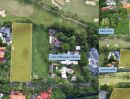  - ที่ดินหมู่บ้านนวธานี ด้านหน้าติดถนนเมน ด้านหลังติดสนามกอล์ฟ