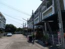 - ขายทาวน์เฮ้าส์ หมู่บ้านนลิน อเวนิว 2 รามคำแหง 144 เนื้อที่ 17 ตร.ว. 3 ชั้น 3 นอน 3 น้ำ