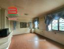  - ที่ดินพร้อมบ้าน เนื้อที่ 202.7 ตร.ว. หมู่บ้านชลลดา รามอินทรา (กาญจนาภิเษก ซ.7) ถนนรามอินทรา แขวงท่าแร้ง เขตบางเขน