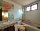  - ที่ดินพร้อมบ้าน เนื้อที่ 202.7 ตร.ว. หมู่บ้านชลลดา รามอินทรา (กาญจนาภิเษก ซ.7) ถนนรามอินทรา แขวงท่าแร้ง เขตบางเขน