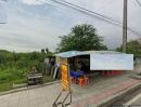 - ให้เช่าที่ดินติดมอเตอร์เวย์ หลวงแพ่งทำเลศักยภาพสูง 13 ไร่ ใกล้ Siam Premium Outlets เพียง 1.7 กม แบ่งเช่าได้