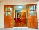  - MRTลาดพร้าว76 82 รัชดา บ้านเดี่ยวใหม่ 4-5 นอน 2 น้ำ ห้วยขวาง 1 กม. และประชาอุทิศ เหม่งจ๋าย 60 ตร.ว. พร้อมเฟอร์นิเจอร์ครบครัน