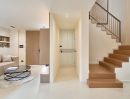 - บ้านเชียงใหม่ โซนหางดง สันผักหวาน ใกล้โรงเรียนนานาชาติกว่า ใกล้สนามบิน มีห้องแม่บ้าน