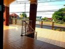 - ขายบ้านสวย ถ.อุทุมพร-ศรีสะเกษ สภาพพร้อมอยู่ ติดถนน 4 เลน