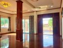 - ขายบ้านสวย ถ.อุทุมพร-ศรีสะเกษ สภาพพร้อมอยู่ ติดถนน 4 เลน