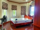 - ขายบ้านสวย ถ.อุทุมพร-ศรีสะเกษ สภาพพร้อมอยู่ ติดถนน 4 เลน