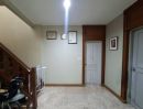 - บ้านหลังริม เป็นส่วนตัว บนเนื่อที่ 124.7 ตร.ว. ม.วรารมย์ เพชรเกษม 81