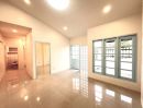 - บ้านแฝดชั้นเดียว รีโนเวทใหม่ทั้งหลัง ต.ป่าแดด อ.เมือง จ.เชียงใหม่