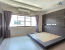- ขายด่วน ทาวนฺโฮม 3 ชั้น HI - END Style Modern หมู่บ้าน LANDMARK เอกมัย-รามอินทรา