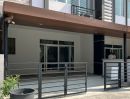  - ให้เช่าทาวน์เฮ้าส์ 2 ชั้น โครงการ Gusto Town Home รามคำแหง พื้นที่ใช้สอย 132 ตรม. 3 ห้องนอน, 3 ห้องน้ำ, กัสโต้ ทาวน์โฮม รามคำแหง เพราะการเดินทางสะดวก