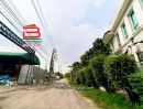 - ที่ดินพร้อมสิ่งปลูกสร้าง เนื้อที่ 1-0-98 ไร่ ซอยหนองระแหง 5/1, ใกล้ทางด่วนจตุโชติ ถนนกาญจนาภิเษก แขวงสามวาตะวันตก เขตคลองสามวา