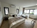 - ขายบ้านเดี่ยว บ้านหรู หลังมุม โซนนวมินทร์ 127 สไตล์ Modern Craftmanship เนื้อที่ 66 ตรว 3นอน 3น้ำ ทำเลดี อยู่ใจกลางจุดเชื่อมต่อรถไฟฟ้า
