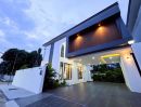 - ขายบ้านเดี่ยวสร้างใหม่ เฟอร์ครบ พร้อมสระว่ายน้ำส่วนตัว หมู่บ้านอารียาวิลล่า ซอยพรประภานิมิตร 26 พัทยา ชลบุรี.
