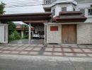  - ขายบ้านกรุงเทพกรีฑาซอยนักกีฬาแหลมทอง เนื้อที่ 264 ตรว. หลังมุมแปลงสวย