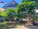 - ขายที่ดินเปล่า ศรีราชา ถนนสุขุมวิท 9 กิโล ใกล้โรงเรียนอัสสัมชัญ ศรีราชา เนื้อที่ 142 ตร.วา ราคา 2.5 ล้านบาท
