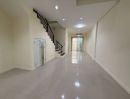 - ให้เช่าทาวน์โฮม4ชั้น รีโนเวทใหม่ นวมินทร์89