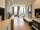 - Rare Corner Fullplex! Noble Form ทองหล่อ-2 ห้องนอน 76.96 ตร.ม. ชั้น 42 วิวทิศใต้ ใกล้สกายพูล CBD