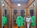  - ขายบ้านเดี่ยว 3 ชั้น หมู่บ้านเมืองเอก โครงการ 4 หน้าบ้านติดน้ำ วิวสนามกอล์ฟวิสต้า ระเบียงและสวนรอบบ้าน บรรยากาศร่มรื่น