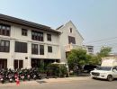 - ที่ดินพร้อมสิ่งปลูกสร้าง นิมมานซอย 17 ตรงข้ามโรงแรม 5 ดาว (อาคาร 2 ชั้น พร้อมชั้นลอย)