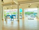 - โรบินสันลาดกระบัง 1 กม. โชว์รูม และอาคารพาณิชย์ 3 ชั้น 4 นอน 4 น้ำ 2ไร่ 100ตร.ว. 1500ตร.ม. ใกล้ลิตเติ้ลวอร์ค ลาดกระบัง 1.1 กม.