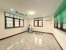 - Detached House + Rooftop 3-Storey Renovated Home Charoen Nakhon Area ให้เช่า บ้านเดี่ยวพร้อมดาดฟ้า บ้านรีโนเวท 3 ชั้น ย่านเจริญนคร