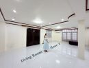 - Detached House + Rooftop 3-Storey Renovated Home Charoen Nakhon Area ให้เช่า บ้านเดี่ยวพร้อมดาดฟ้า บ้านรีโนเวท 3 ชั้น ย่านเจริญนคร