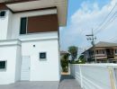 - ขายบ้านเดี่ยว พร้อมที่ดินหน้าบ้านกว้างมาก นาสร้าง นครปฐม