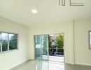 - หมู่บ้านสวนหลวงวิลล์ 3 ถนนเฉลิมพระเกียรติ ร.9 ซอย 28 บ้านแฝด รีโนเวทใหม่ทั้งหลัง