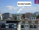 - ให้เช่าดีทู คอนโด (D2 Condo) ห้องมุม วิวทะเล เดินไป ม.บูรพาได้ เดินไปทะเลได้ พร้อมอยู่ ไม่มีรถก็อยู่ได้ จ.ชลบุรี