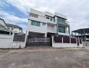 - ขายหรือให้เช่า บ้านเดี่ยว 3 ชั้น เนื้อที่ 77 ตรว. หลังมุม หมู่บ้านเสรี 8 ซ.พระราม 9 ซ.62 ใกล้ห้างเดอะไนน์ ทางด่วน แขวง/เขตสวนหลวง กรุงเทพ