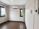 - รีโนเวทต่อเติมใหม่ทั้งหลัง สไตล์โมเดิร์นมินิมอล บ้านแฝดหลังมุม