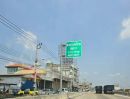 - ขายอาคารพาณิชย์ 4 ชั้น ต.ลำโพ อ.บางบัวทอง จ.นนทบุรี