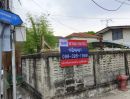 - ที่ดินพร้อมสิ่งปลูกสร้างใจกลางกรุง พหลโยธินซอย 8 เดินทางสะดวกเข้าออกได้หลายทาง