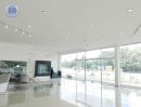 - ศูนย์รถยนต์ให้เช่าในชลบุรี (4S Centre for Rent) โชว์รูม ศูนย์บริการ พื้นที่จัดเก็บอะไหล่ และจอดรถยนต์