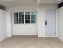 - ขายทาวน์เฮ้าส์ 2 ชั้น รีโนเวทใหม่ทั้งหลัง สไตล์ Modern Minimalist พร้อมอยู่