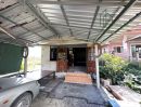 - บ้านชั้นเดียว บนที่ดิน 200 ตรวลาดกระบัง ถนน เจ้าคุณทหาร